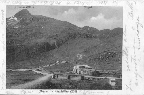 Oberalppass, vermutlich in den 1920er-Jahren (noch keine Bahnlinie; Postkarte aus dem Archiv der Fam. Jacomet, versandt an Lucas Cavegn im Kollegium Altdorf am 22.8.1920 - "Phot. u. Verlag M. Maggi, Ilanz, Nr. 674 II")
