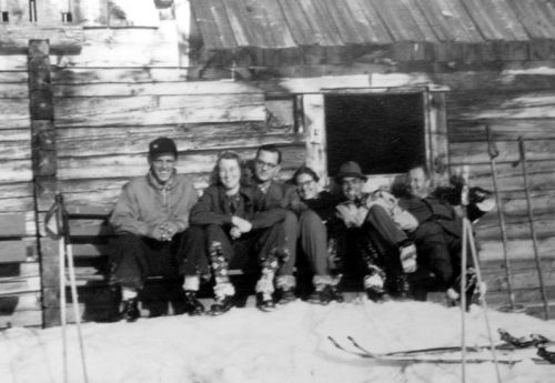 Skischule, Winter 1941 (Archiv Fam. Decurtins)
