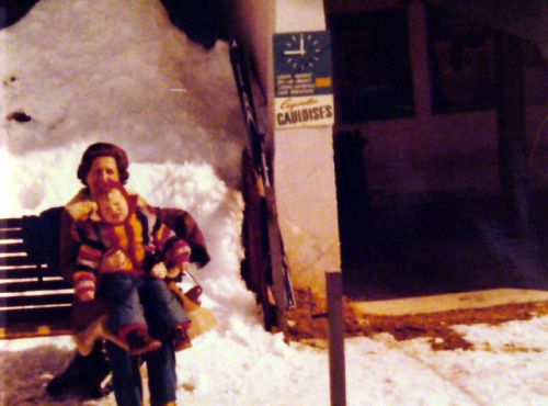 Der Galeriebetreiber wohl zum ersten Mal auf Cungieri, Winter 1973 (Archiv Fam. Engel)
