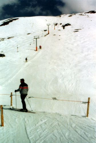 Skilift Val Val, April 1986 - [url=http://www.jacomet.ch/themen/skilift/album/thumbnails.php?album=29]mehr dazu hier[/url]
