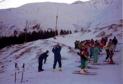 6. Februar 1990: Beim Skilift Dieni-Milez Anbügeln auf Höhe Planatsch
