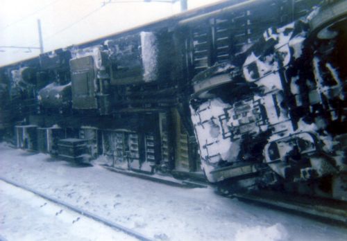 Vivian fegt übers Land: Umgekippte Bäume, umgestürzte Bahnwagen am Oberalppass. TV-Bericht dazu [url=https://nossaistorgia.ch/entries/0xoMaP1rDya]hier[/url].
