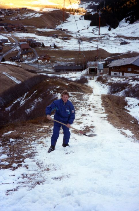 19900207-dieni-wenigschnee03.jpg