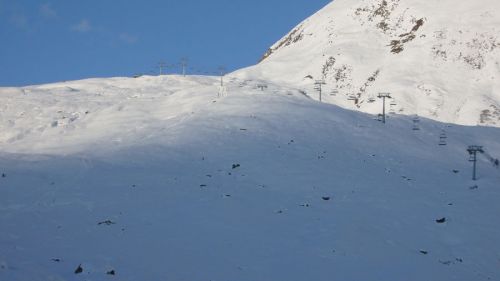 ... weiter oben macht sich ein prächtiger Tag auf Cuolm Val breit!
