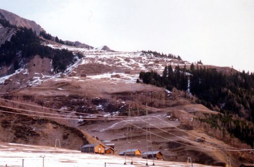 Ende Februar 1998: Wieder muss der Skilift Surrein aushelfen...
