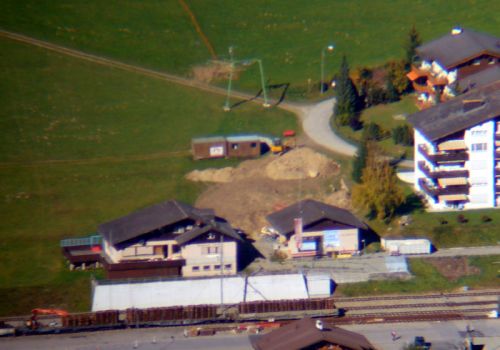 Umbau Talstation Valtgeva, Oktober 2007 (mit dem Feldstecher vom Tgom aus)
