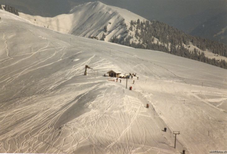 Erinnerungen an die Anfänge der Anlagen im Val Val: Skilift-Bergstation, ca. 1981
