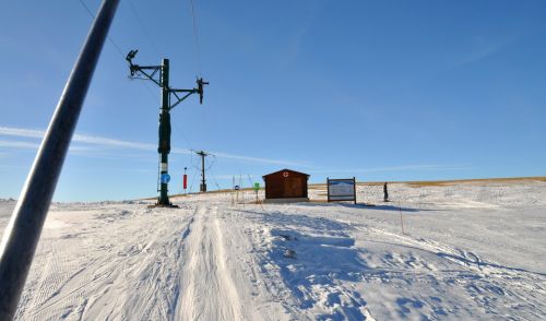 Der Skilift wurde 1965 erbaut ([url=http://fr.wikipedia.org/wiki/L'Audibergue_-_La_Mouli%C3%A8re]Wikipedia-Eintrag der Station[/url])
