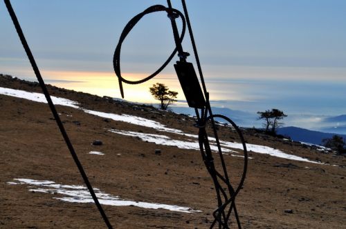Skilift mit Meerblick

