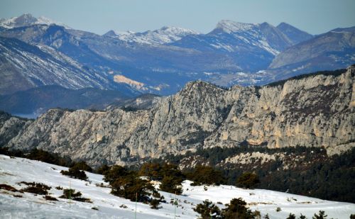 Zoom nach Nordwesten, ca. der Route Napoléon entlang
