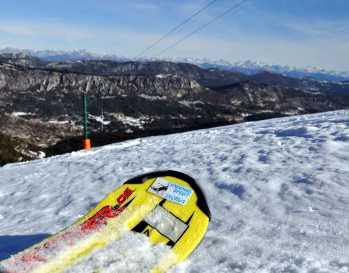 Vermutlich fahren hier erstmals bei Otmar in Sedrun gekaufte Skier herum...
