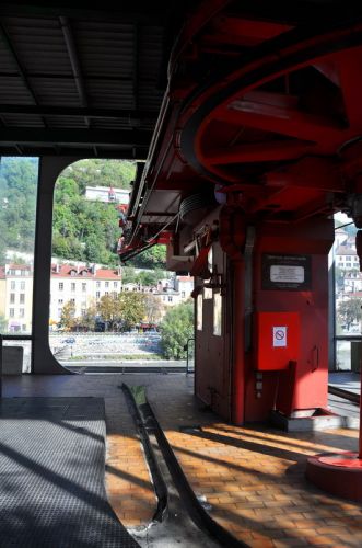 Grenoble, Télépherique de la Bastille, September 2011
