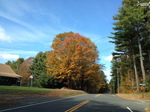 11. Oktober 2013: Unterwegs in Woodstock, Connecticut, auf der Suche nach einem stillgelegten Skigebiet

