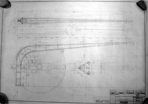 Plan eines "Zweiteilgen Rohrmastes, Trainer" vom 29.6.1954 (solche Stützen finden sich in [url=http://seilbahn.tk.111.com/jura/stutze.jpg]La Corbatière[/url] und beim Skilift Ghöch: [url=http://www.ghoech.ch/foto_mast5.htm]Bild 1[/url], [url=http://www.ghoech.ch/foto_mast3.htm]Bild 2[/url])
