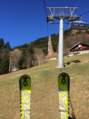 Schöneres Wetter, aber weniger Schnee im Tal: 17. März 2014
