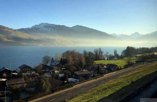 Thunersee bei der Anfahrt am 6. Januar 2020
