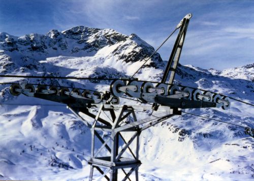 Zweier-Sesselbahn Vallin-Pas-Chüra, Lagalb (Oberengadin); wurde später nach Arosa versetzt, undatiert
